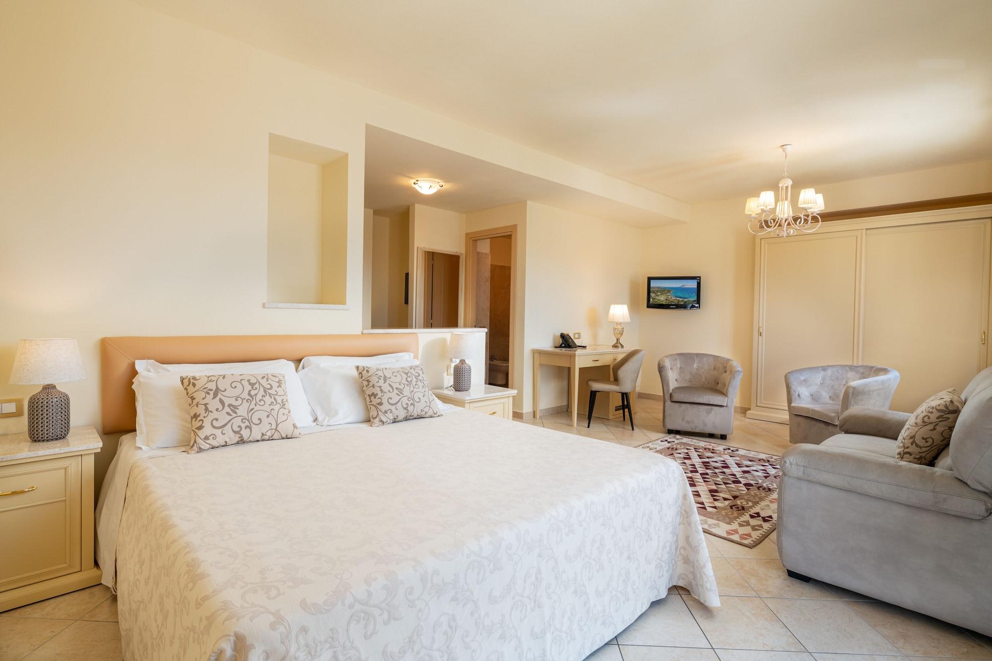 Hotel Regina Elena Olbia Buitenkant foto